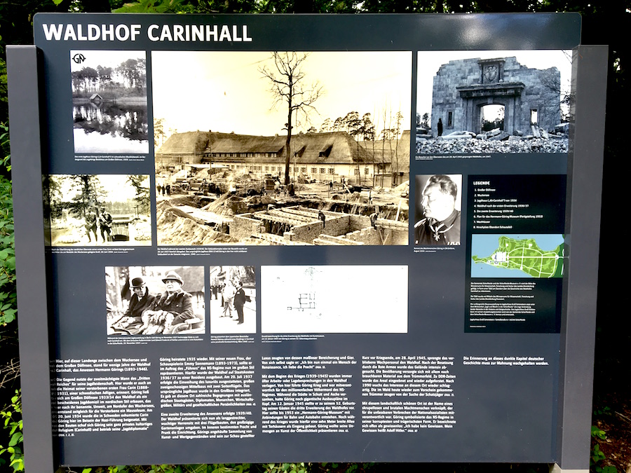 Infotafel in der Schorheide am Ort des ehemaligen Carinhall von Hermann Göring