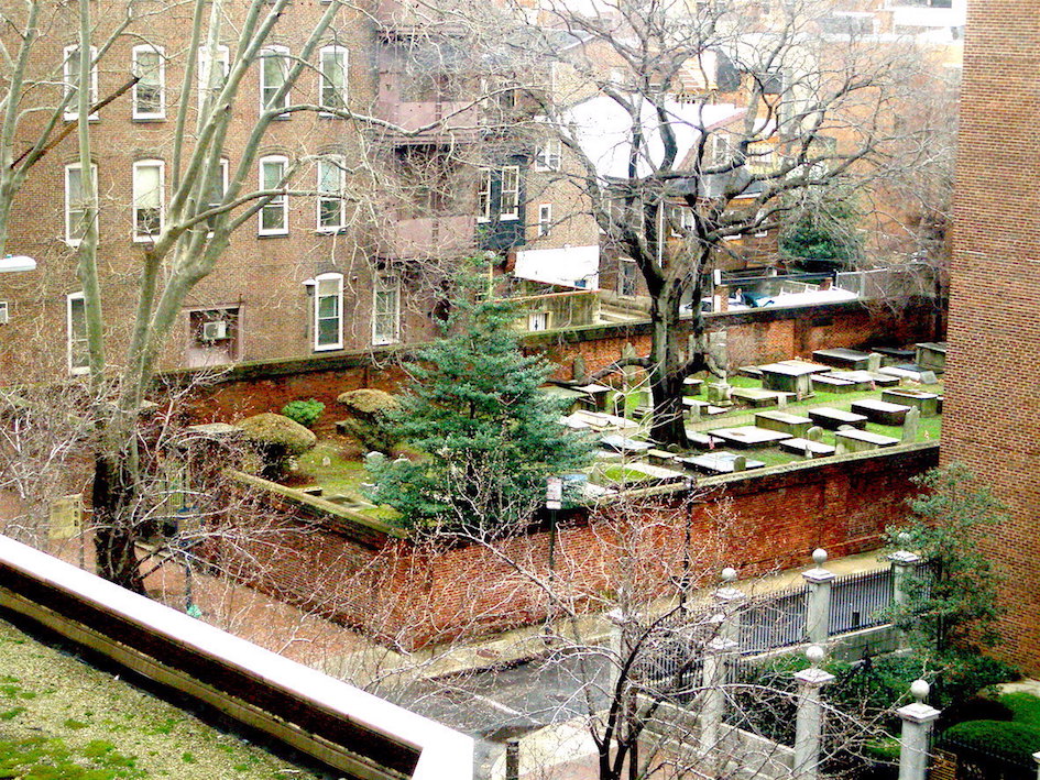 Mikveh Israel cemetery in Philadelphia